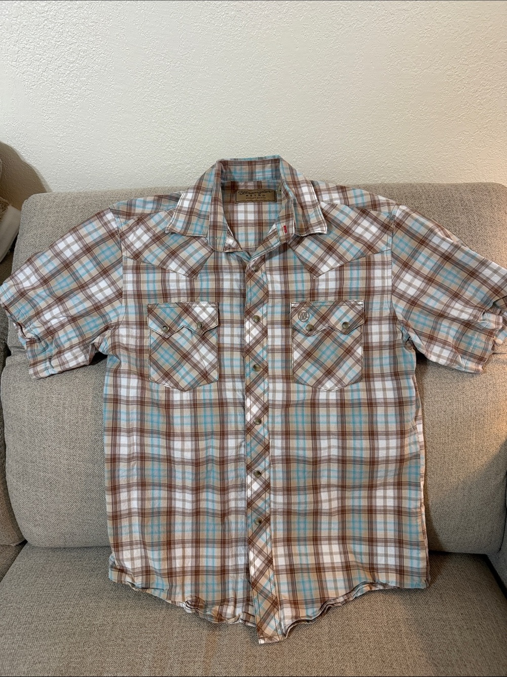 Mens Wrangler Retro Button Up - size M